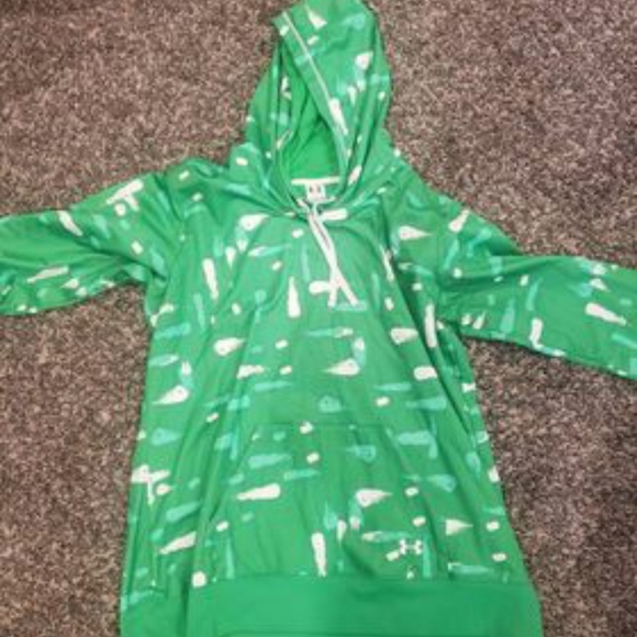 Under Armour Hoodies and shirts - Picture 3 of 4